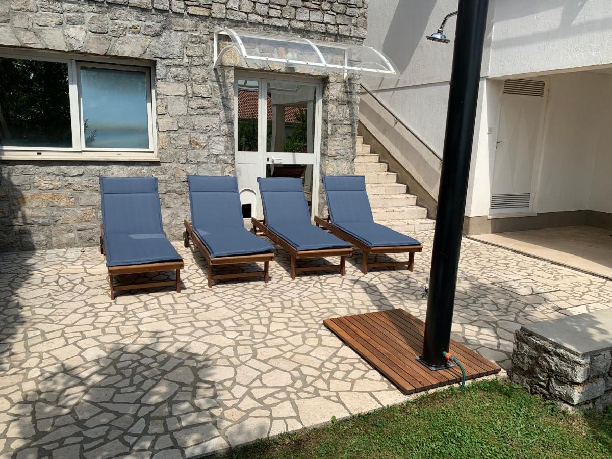 Deluxe Apartment Dora With A Private Parking, Terrace And See View Риека Экстерьер фото