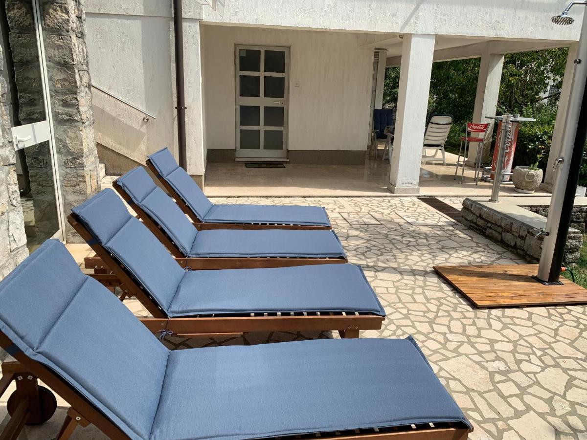 Deluxe Apartment Dora With A Private Parking, Terrace And See View Риека Экстерьер фото
